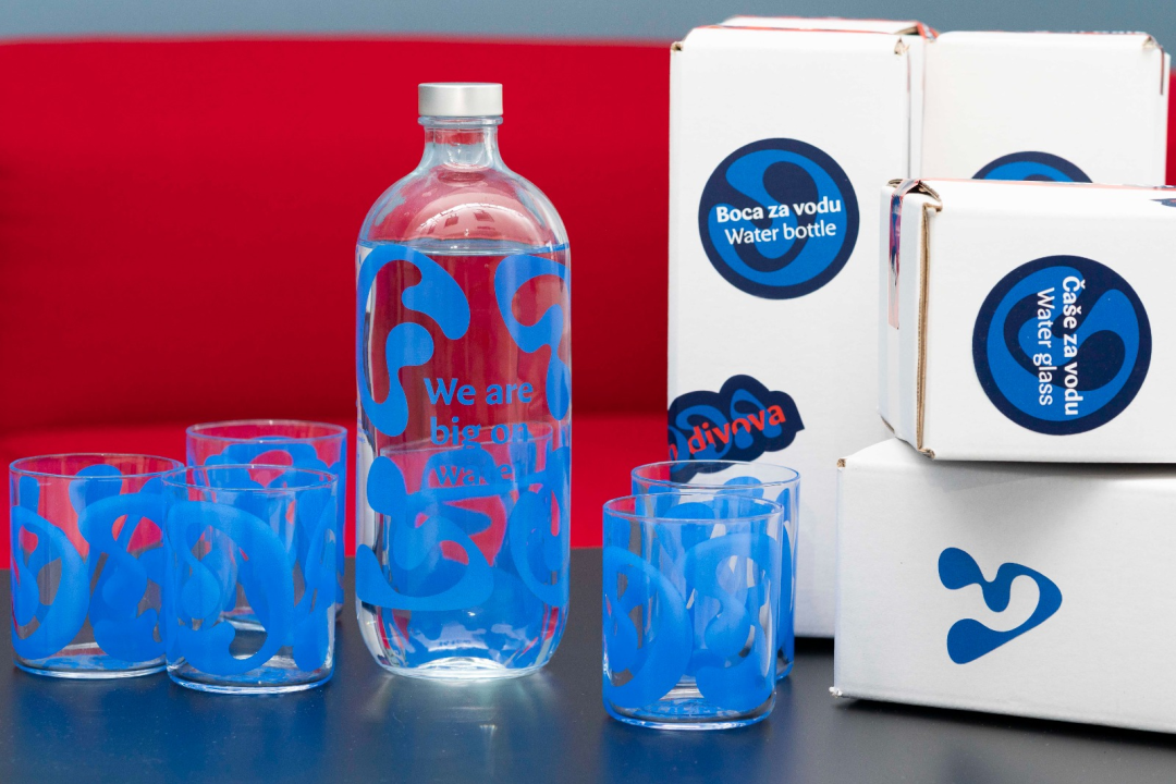 FOTO Voda Malih Divova ulazi u javne institucije 