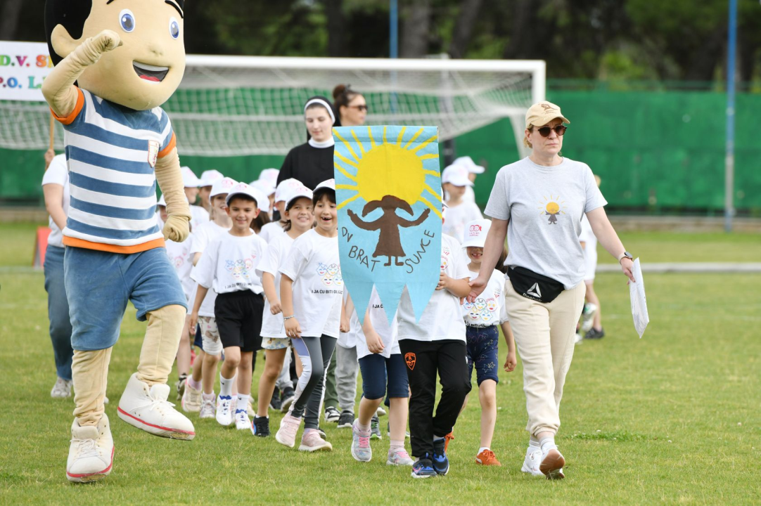 FOTO Šibenski dječji vrtići natjecali se 23. put u zabavnim sportskim disciplinama