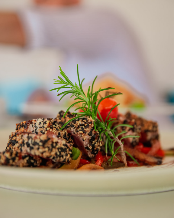 FOTO Shark Beach Club zasjao u novom sjaju – ljeto 2025. u znaku stila i užitka!