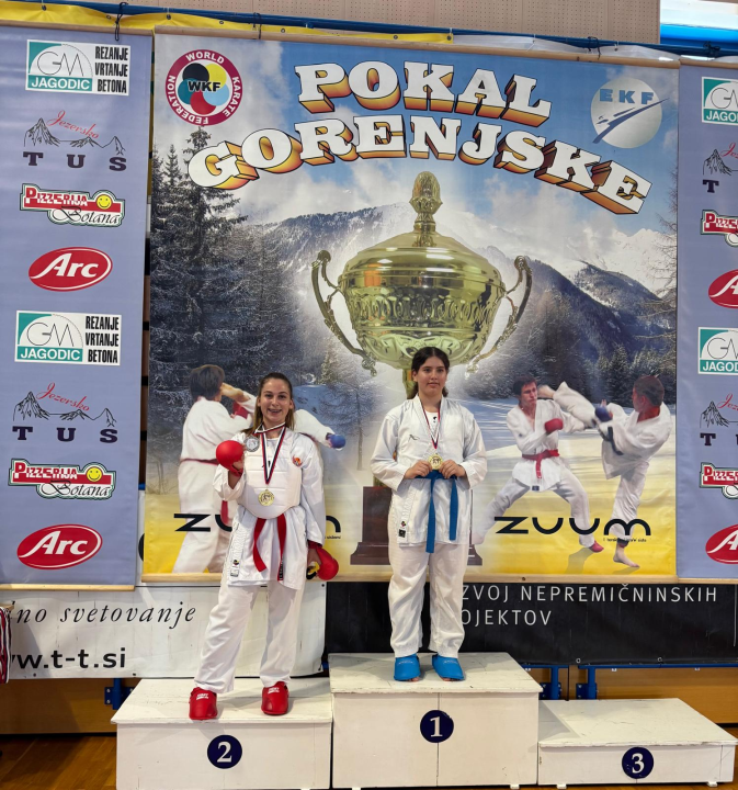 FOTO Karateke Phoenixa iz Šenčura donijele u Murter 14 individualnih i dvije ekipne nagrade