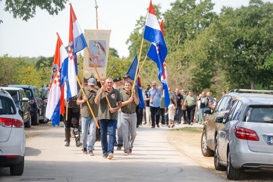 Svečano obilježen Spomendan na poginule branitelje i 142. obljetnica Općine Promina 