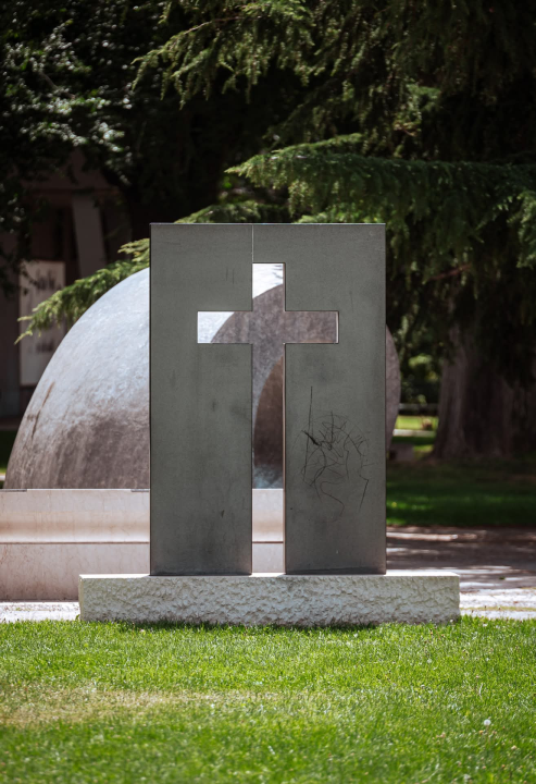 Baldekin 2 i 3: Simbol šibenskog duha, spoj sporta, obrazovanja i sjećanja