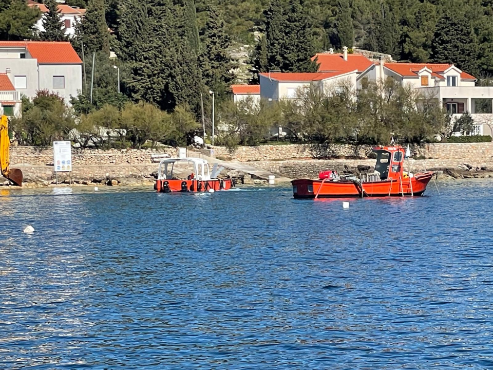 Voda stiže na Žirje, Kaprije i Obonjan: Najduži podmorski cjevovod položen 70 metara pod morem 