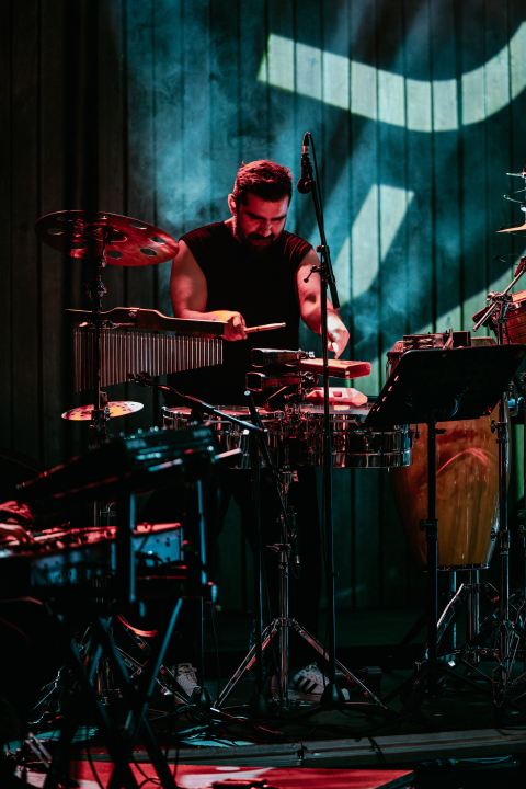 Kyoto Jazz Massive u proširenom sastavu oduševio publiku na tvrđavi sv. Mihovila  