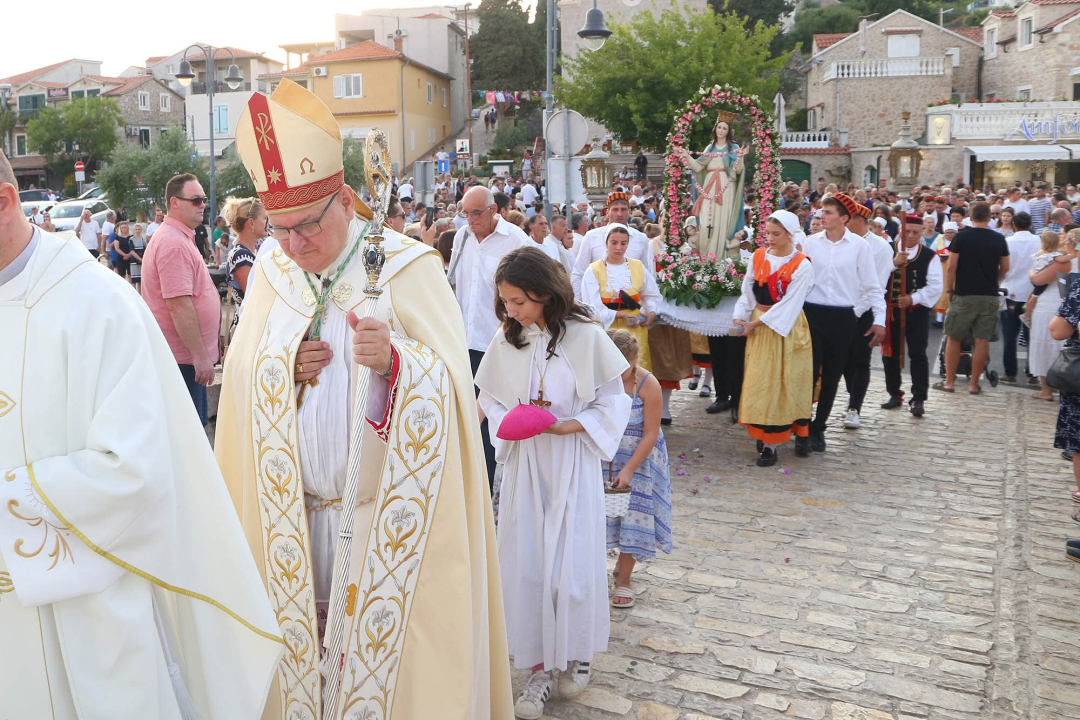 Tribunj svečano proslavio blagdan Velike Gospe