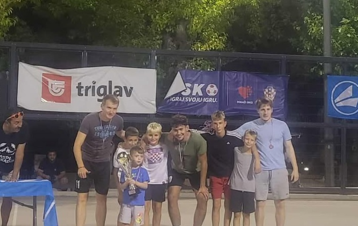 FOTO Vrtnom centru Dubrava skradinski memorijal na male branke