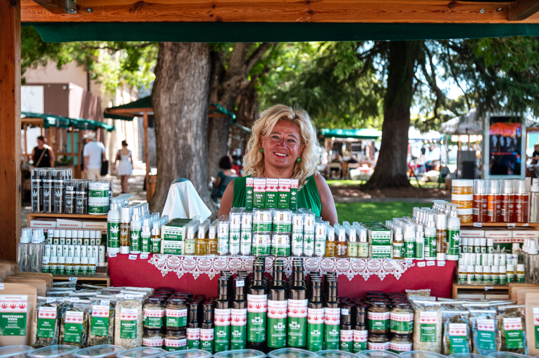 Otvoren 16. Srednjovjekovni sajam u Šibeniku: Nakon petogodišnje pauze vratio se na rivu u punom sjaju