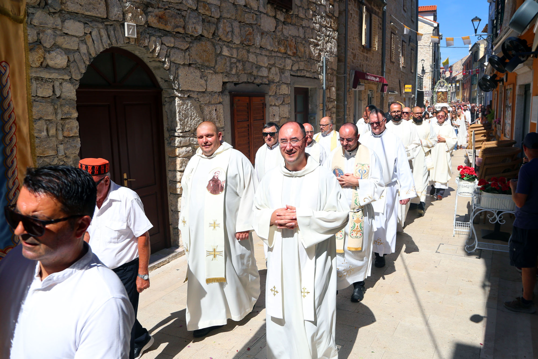 Mala Gospa u Skradinu