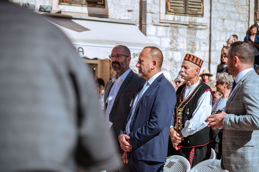 FOTO Održana svečana procesija i sveta misa u povodu blagdana sv. Mihovila