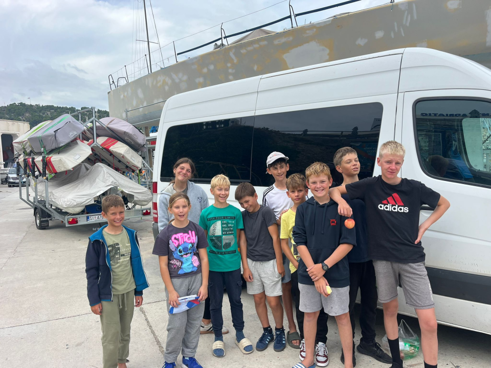 Šibenski jedriličari Mila Perkov i Jakov Blinja briljirali na Maloj Mrdulji u Splitu