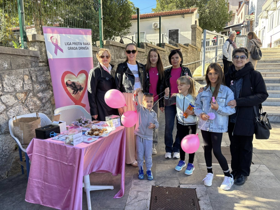 Obilježen Dan ružičaste vrpce u Drnišu