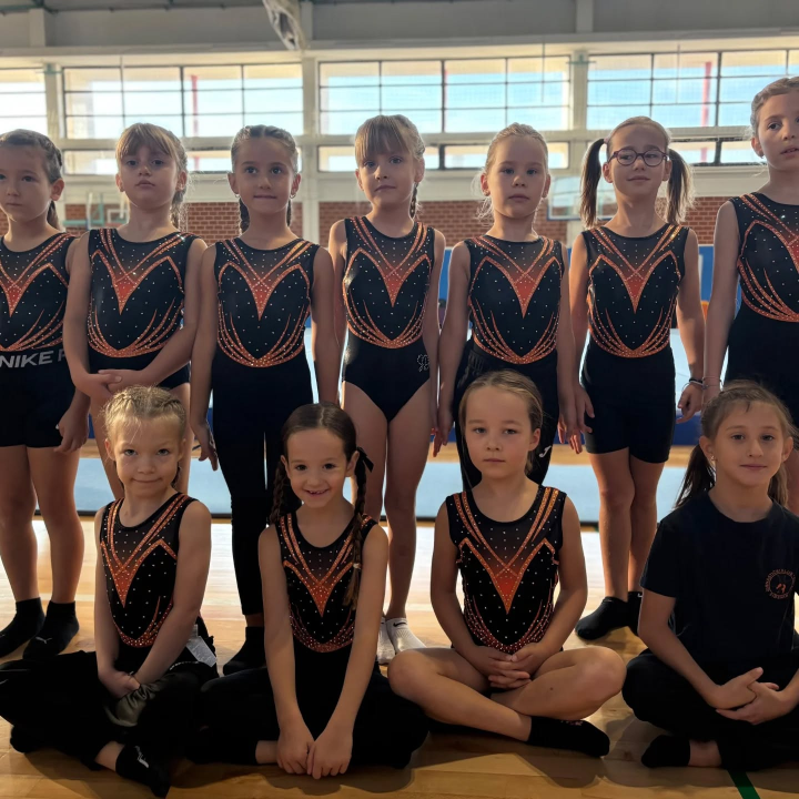 FOTO Gimnastički klub Dišpet ugostio 3. kolo regije Jug, seniorkama ekipno zlato