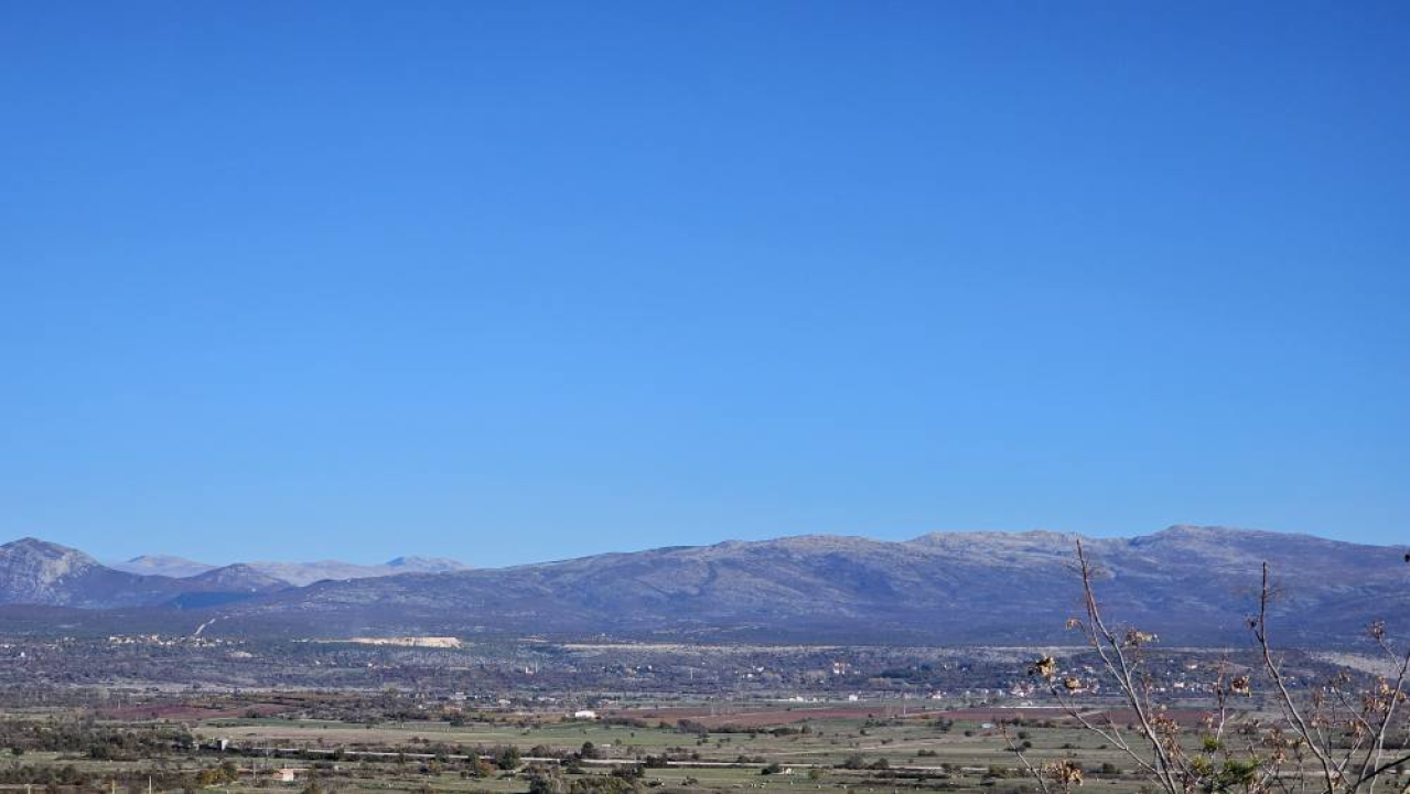 Drniško zaleđe u jesenskim bojama