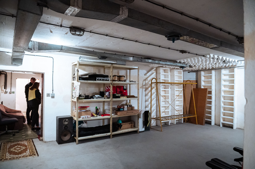 Ušli smo u sklonište kod robne kuće u centru Šibenika: Desetljećima zaboravljeno, bez nadzora i ulaganja 