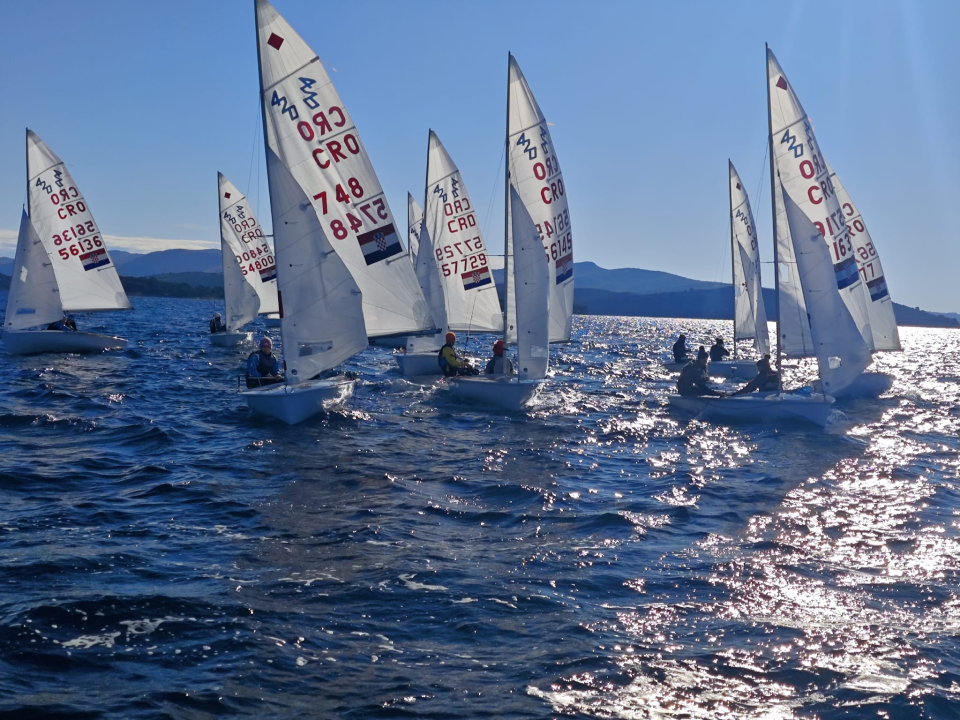 Državno prvenstvo u klasi 420 i 49er održano protekli vikend u Šibeniku