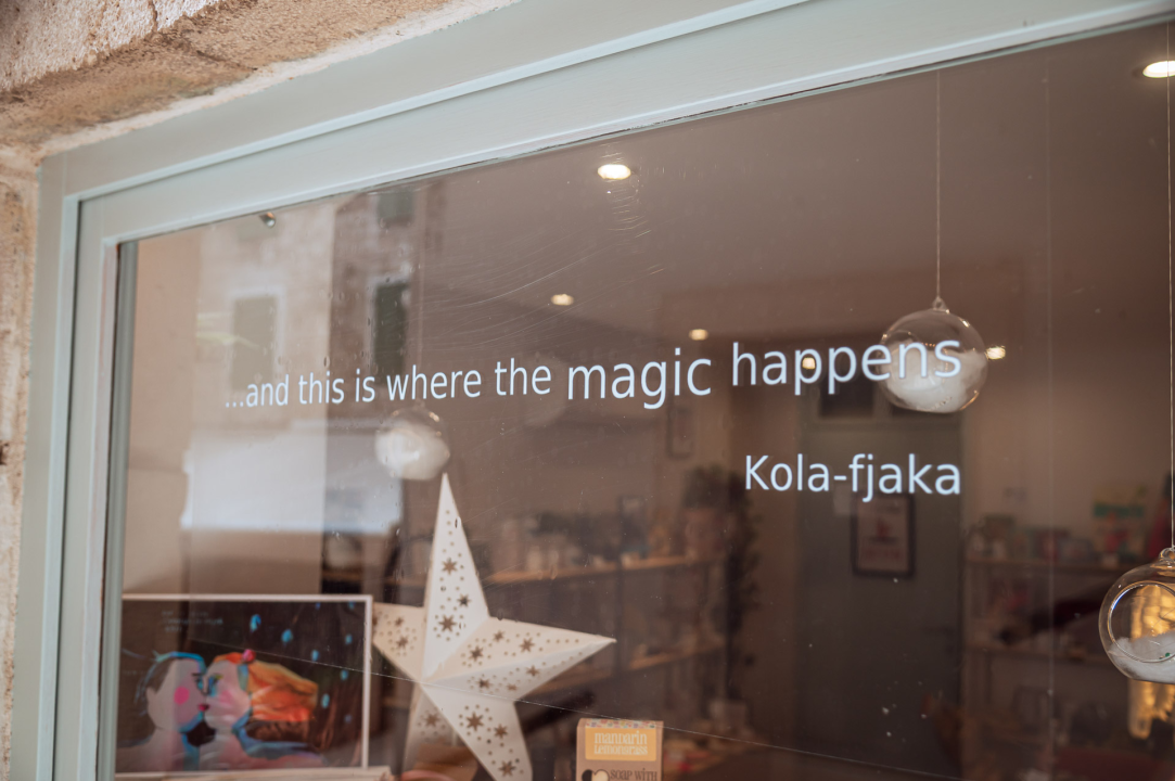 FOTO Posebni pokloni za vaše posebne ljude: Otkrijte blagdansku ponudu Kola-fjake na Dobriću