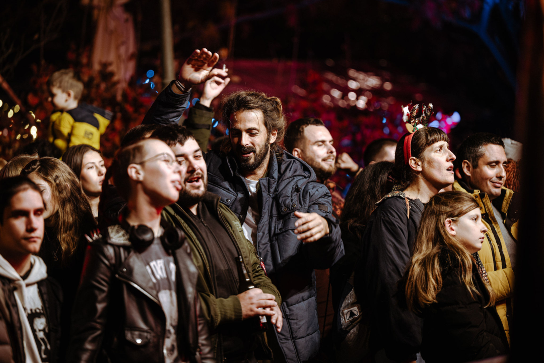 Neno Belan svojim hitovima na Adventuri raspjevao Šibenčanke i Šibenčane 