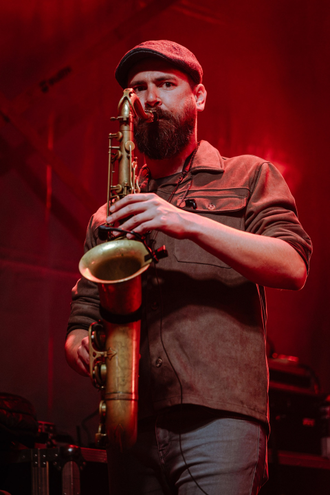 Neno Belan svojim hitovima na Adventuri raspjevao Šibenčanke i Šibenčane 