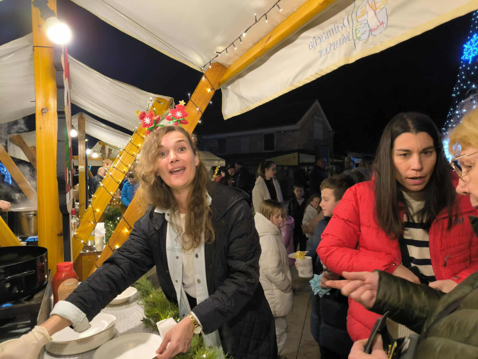 Božićni sajam u Murteru