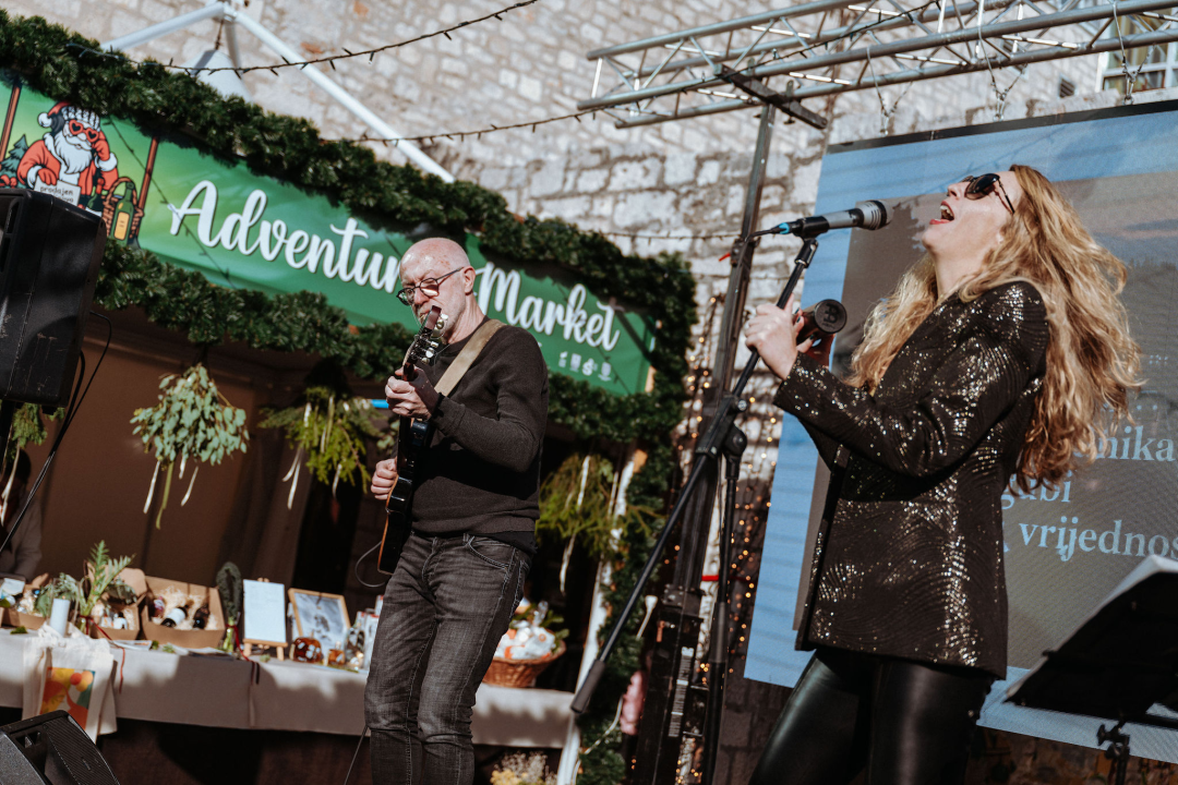 Ajmo lokalno pokreće internet trgovinu