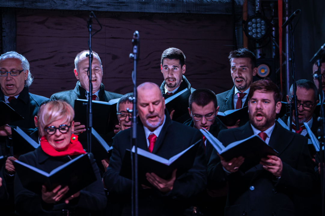 FOTO Kolo u đardinu održalo još jedan koncert za pamćenje, ovaj put nešto drugačiji 