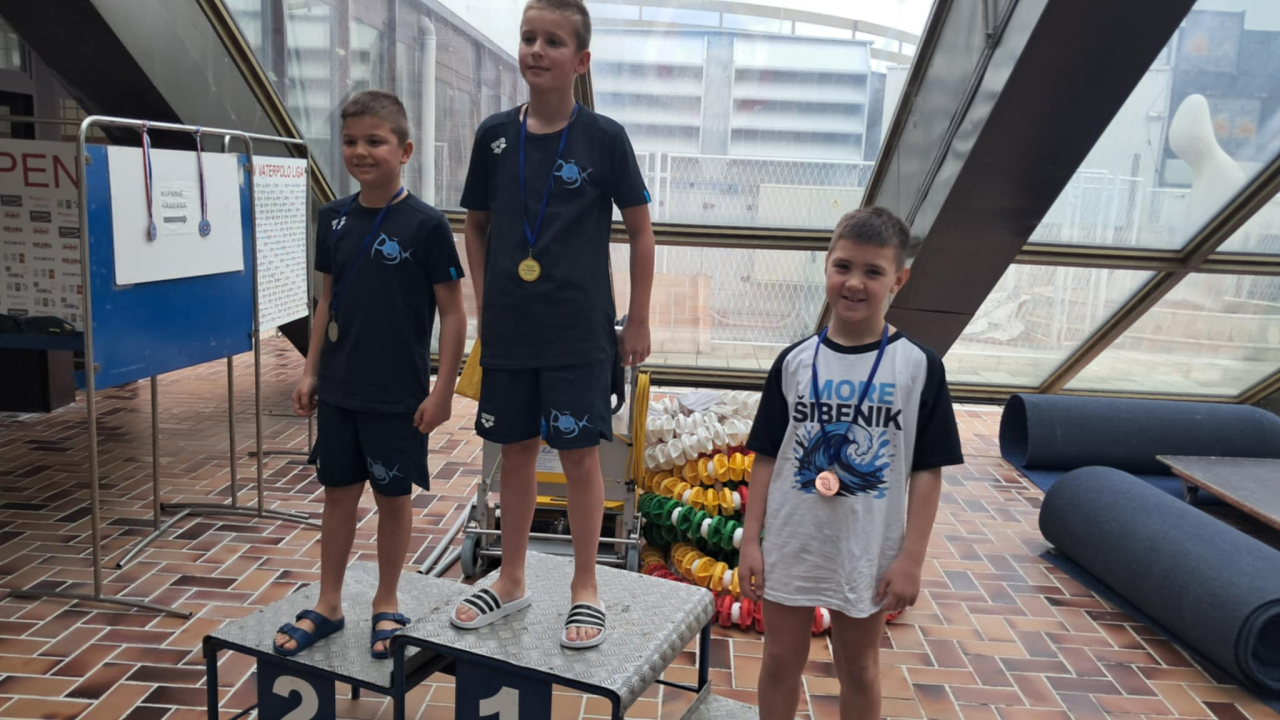 FOTO Plivačima Mora šest medalja na Splitskoj ligi, Luka Mrdeža brončani na prvom nastupu