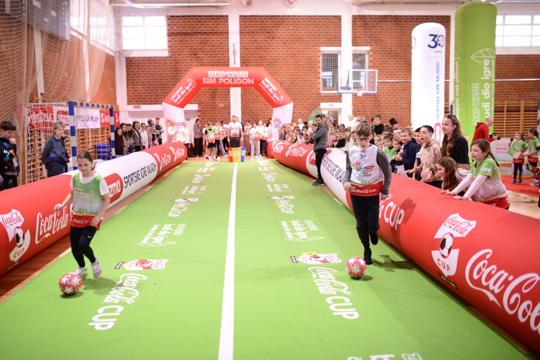 OŠ Murterski škoji ugostila edukativno-sportski program 'Zero waste'