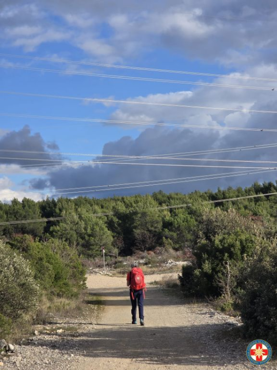 Vježba potrage šibenskih HGSS-ovaca na području Rokića, Šubićevca i Kamenara