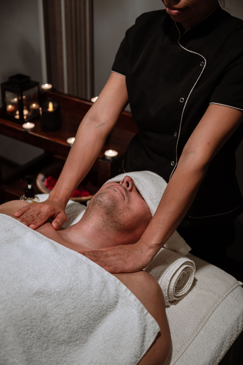 FOTO Kako reći 'volim te'? Uz valentinovo popuste Asian Massage Studija na masaže i darovne kartice 