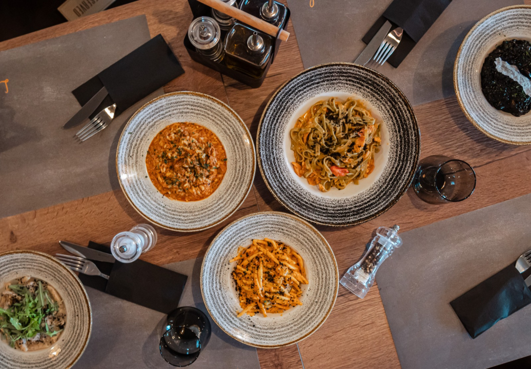 FOTO Savršeni recept za Valentinovo: Leonardo BBQ & more, slasna spiza i vi!