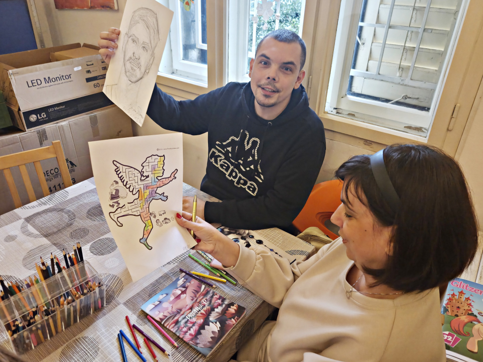 Slučajni susret doveo do lijepe suradnje: Sarajevski slikar posjetio šibenske 'Kamenčiće'