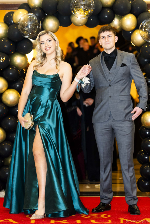 FOTOGALERIJA Maturalni ples šibenske Turističko-ugostiteljske škole (2)