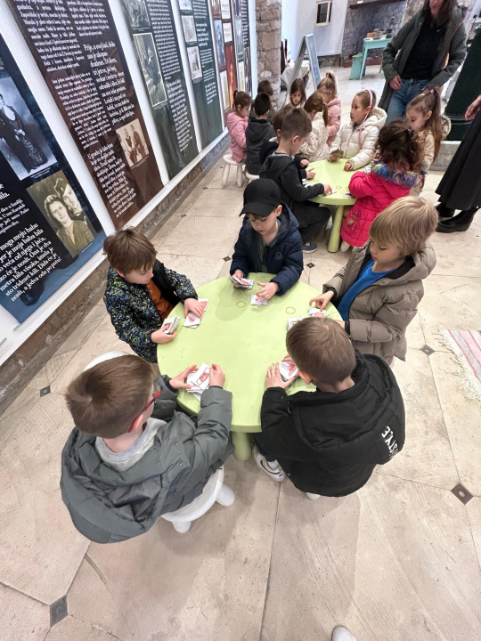Šibenski mališani u Muzeju saznali kako su naši stari živjeli prije 100 godina