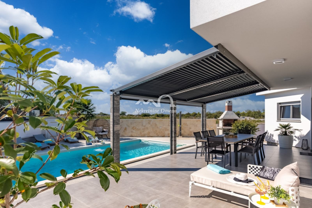 Izbori ekskluzivnih vila s Njuškala u okolici Šibenika