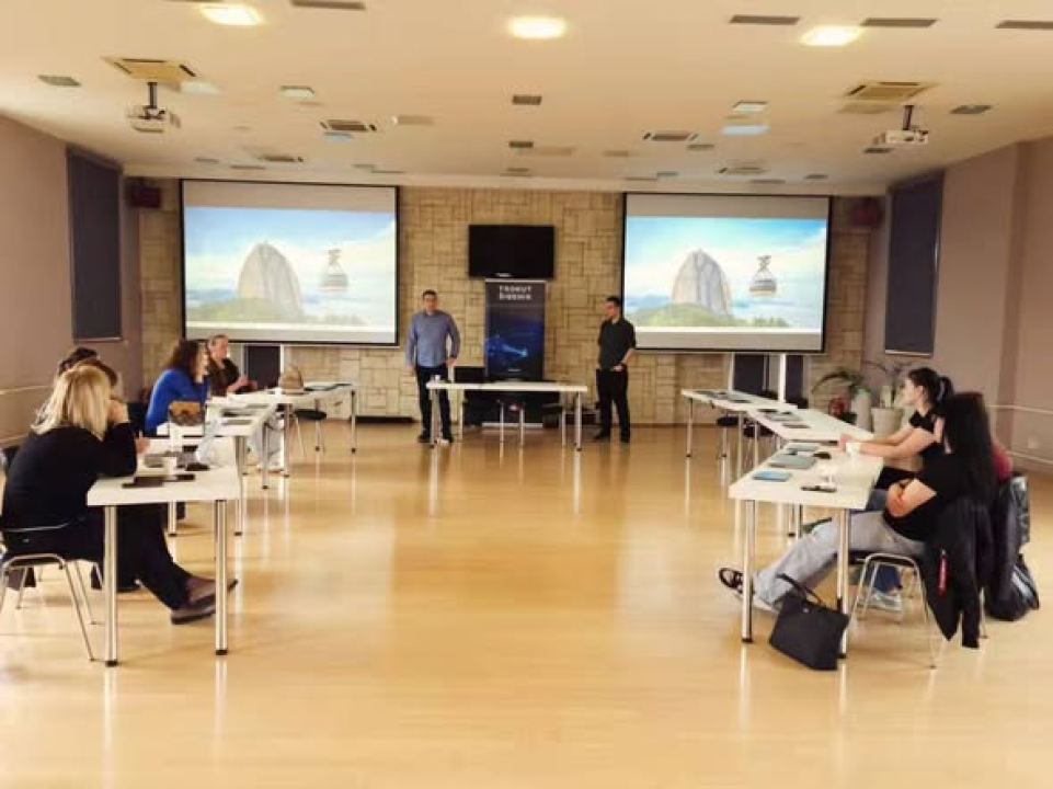Tim šibenskog Trokuta u Zadru održao edukaciju ‘Digitalna pismenost i umjetna inteligencija’