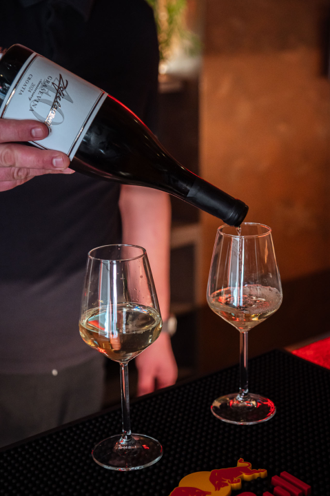 FOTO Mozart donosi zagaranitiranu zabavu uz poseban event u petak te popularnog Sandija u subotu! 