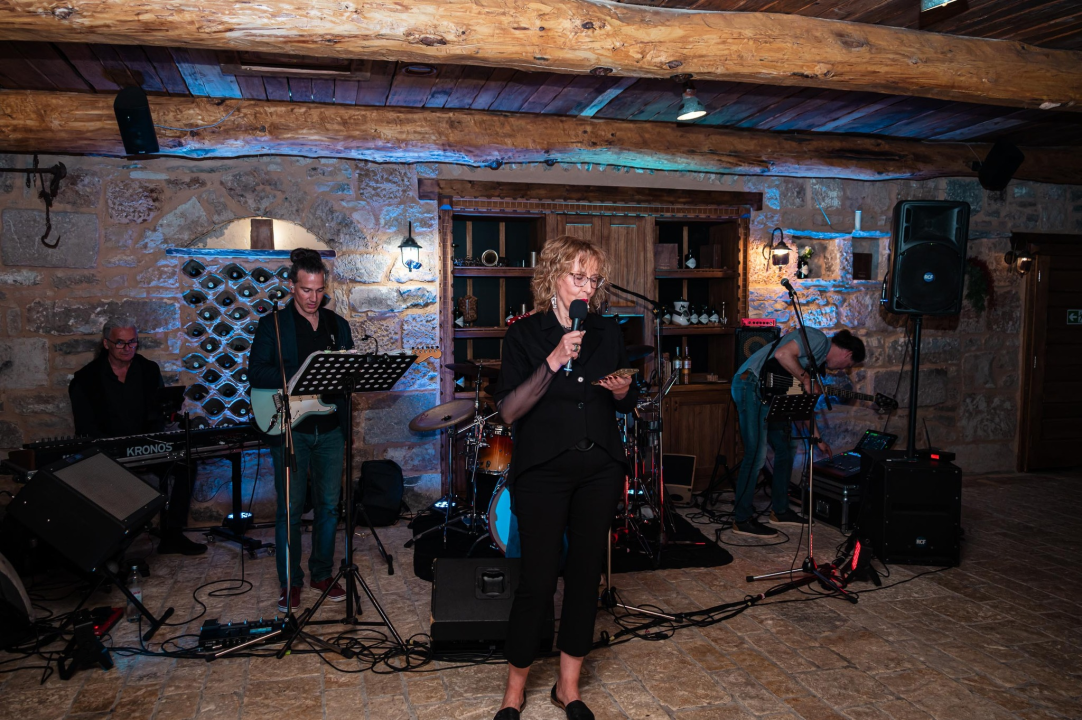 Maturalni ples učenika centra Šubićevac u znaku ljubavi